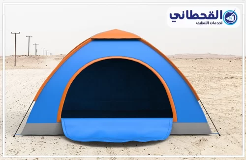 أفضل شركة تنظيف خيام بالدمام 0548145142 القحطاني خيمة عمل ميدانية تستخدمها شركة القحطاني لخدمات التنظيف لتنظيم المعدات وتنفيذ المهام في المواقع الصحراوية.